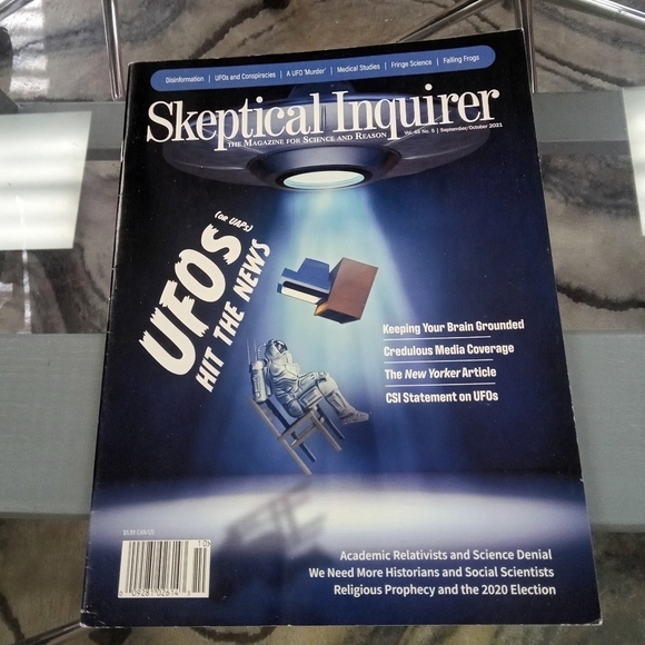 Skeptical Inquirer Magazine Sept Oct 2021 UFOs - Picture 1 of 7